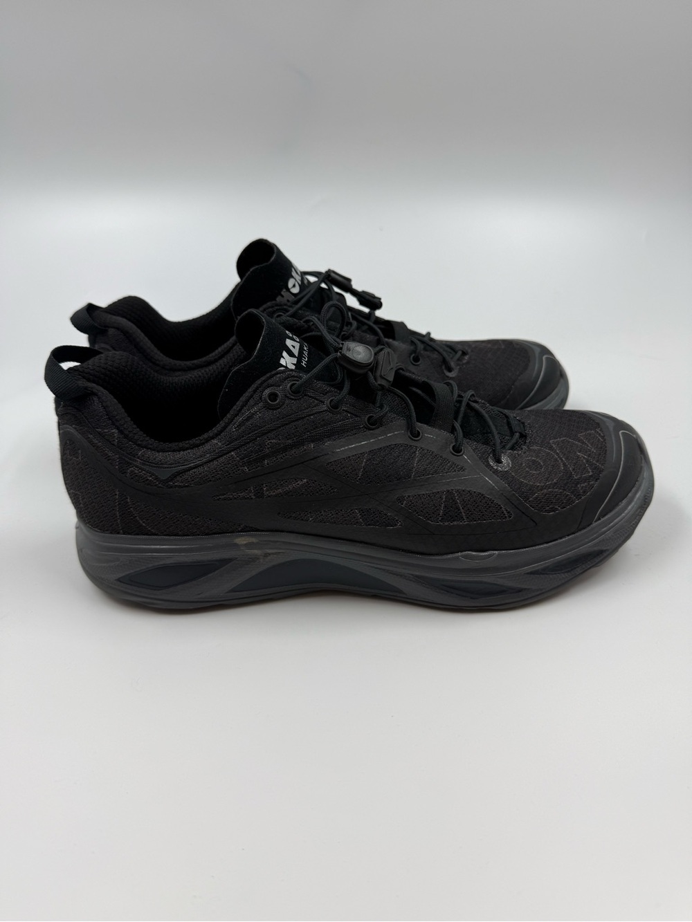Hoka One One Huaka Origins Triple Black Woman Running Shoes Size 10